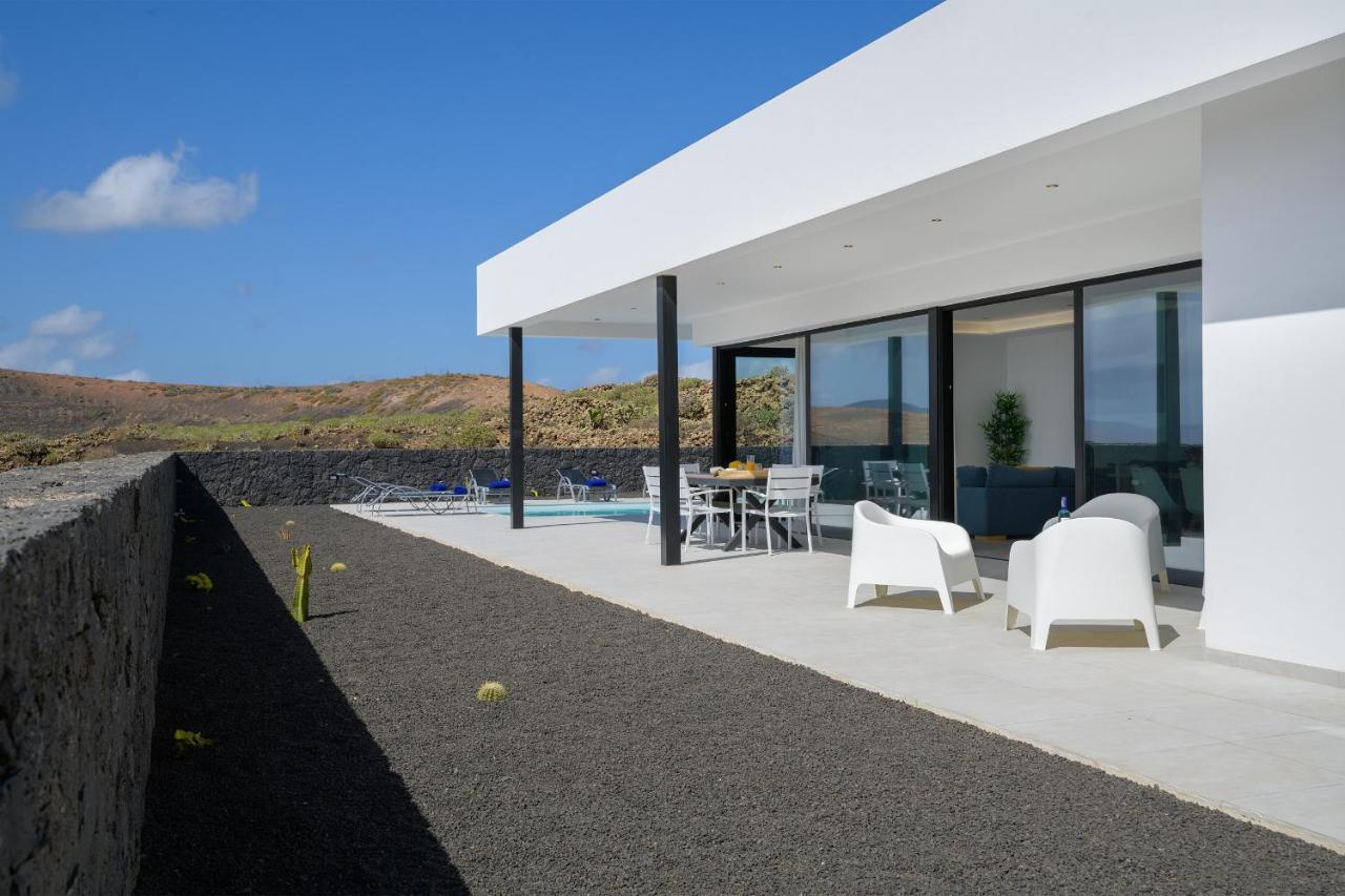 Villa Ainara Tias Bagian luar foto