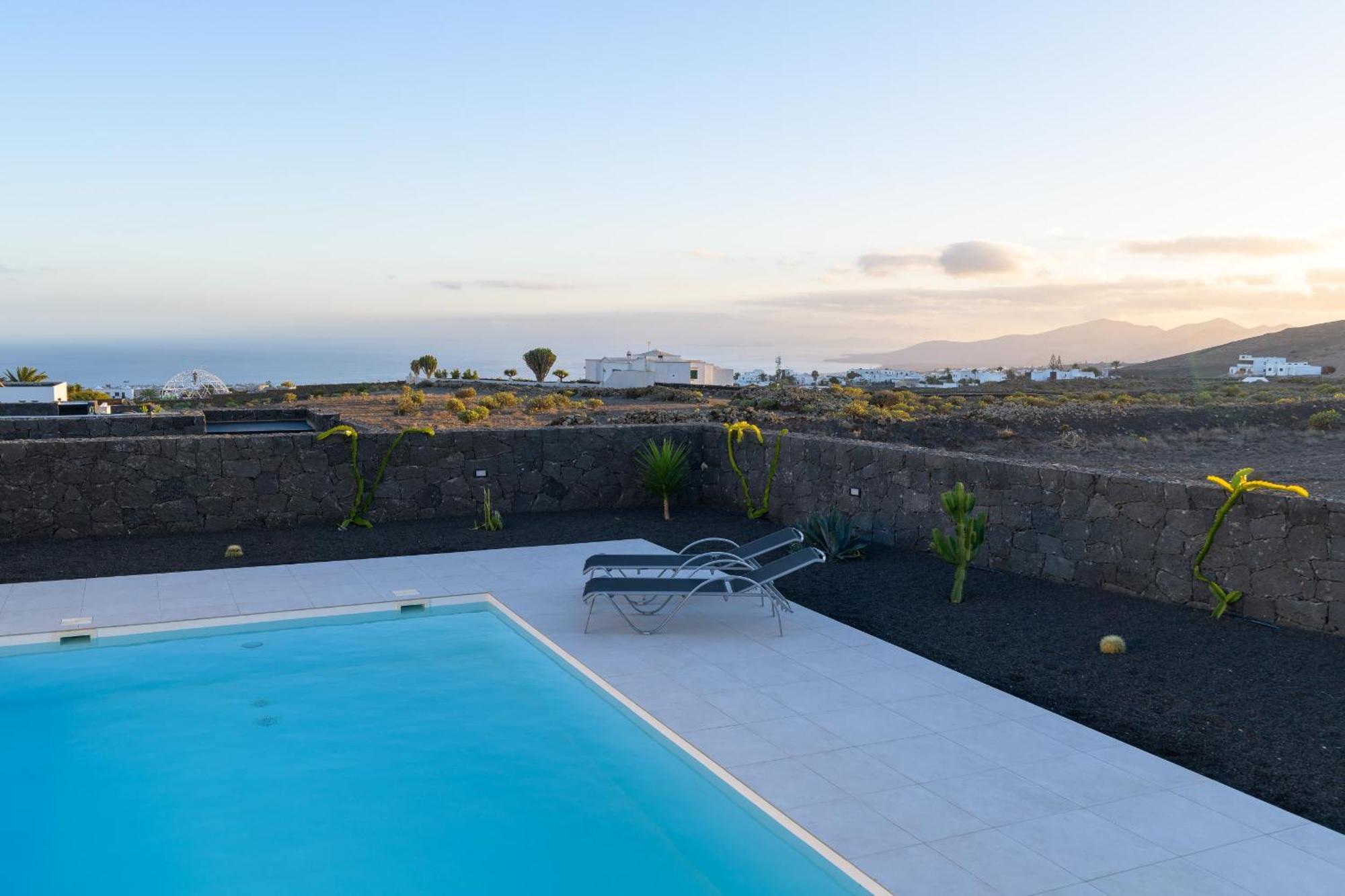 Villa Ainara Tias Bagian luar foto